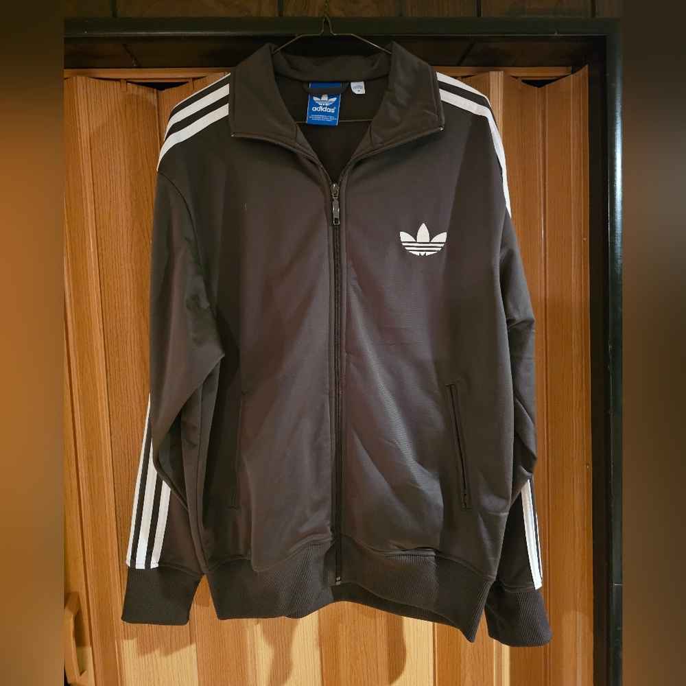 Rare Color Adidas Track Suit Mens Medium